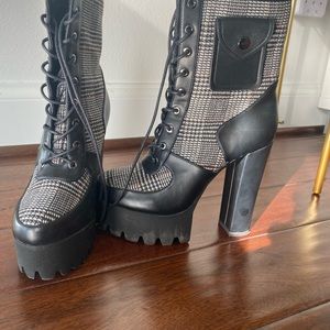 Plaid Lace-Up Platform Heeled Boots